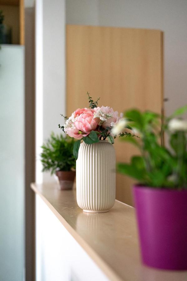 Central Apartment At Gozsdu Court, 60 Sqm, 2 Rooms With 2 Ac, Elevators, Kitchen Budapest Exterior photo